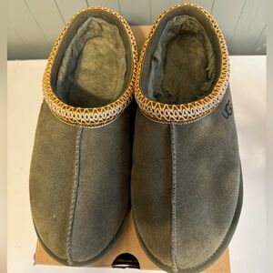 Ugg Tasman